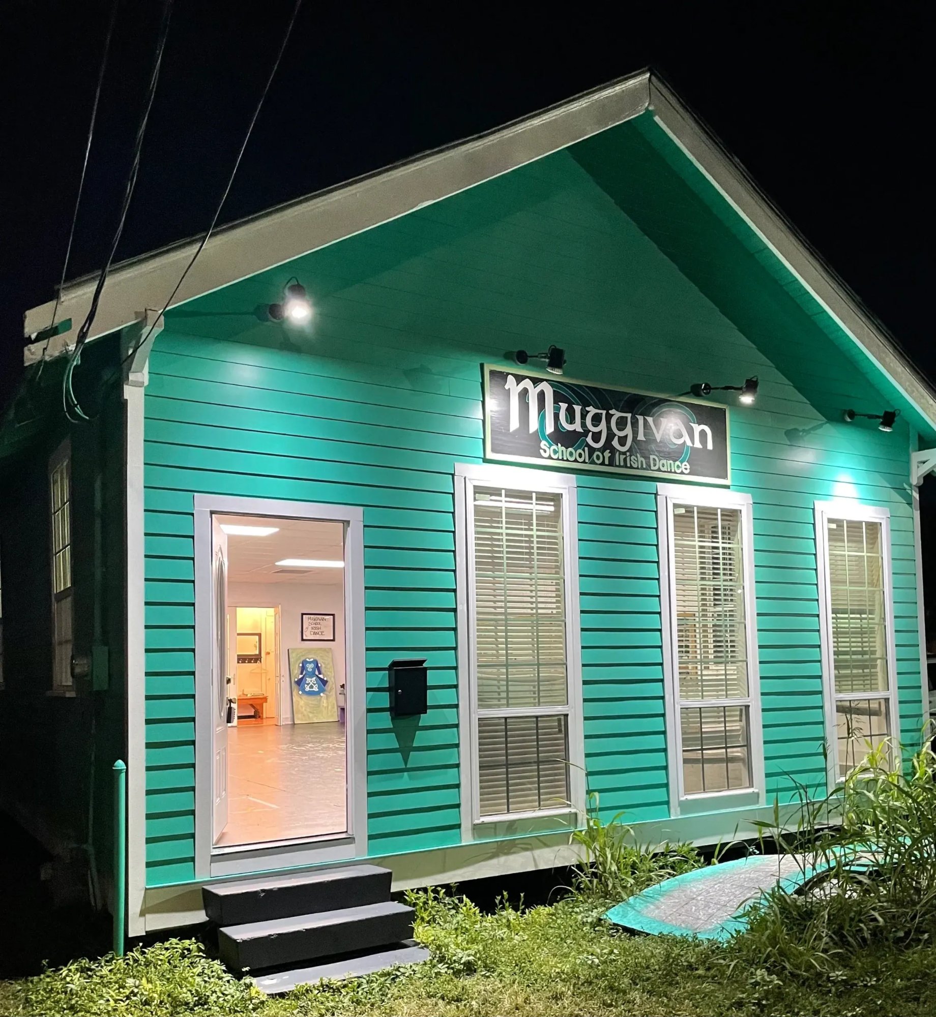 Muggivan School of Irish Dance storefront at 4809 Julia Street, New Orleans